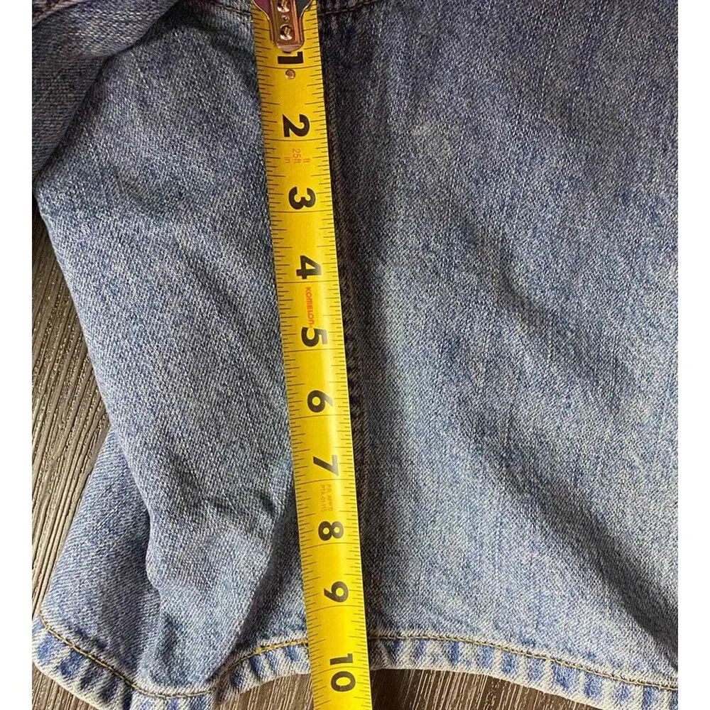 Levi 505 Jean shorts. Straight Fit, Blue Denim‎ Shorts, Size 42, 100% Cotton.